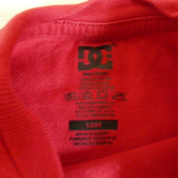 DC Shorts and T shirt. 18 m - Picture 3 of 4